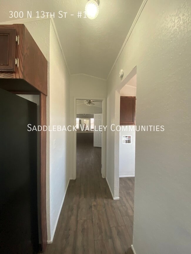 Foto del edificio - 300 N 13th St
