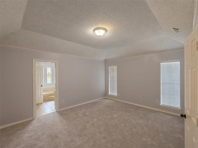 Building Photo - 4108 Mesa Dr
