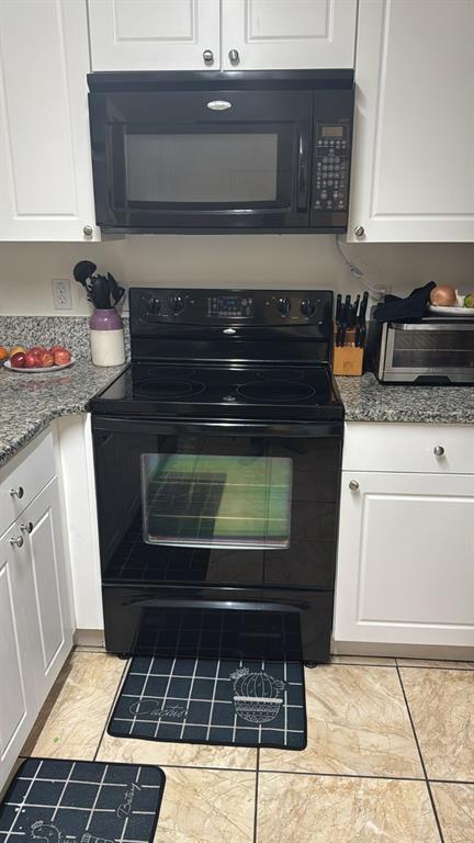 Building Photo - 8833 Grand Palms Cir