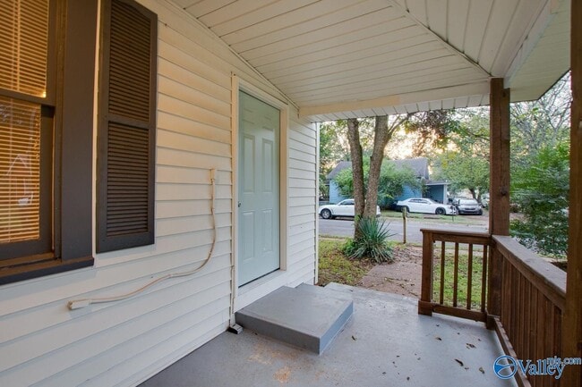 Building Photo - 3501 Dubose St SW