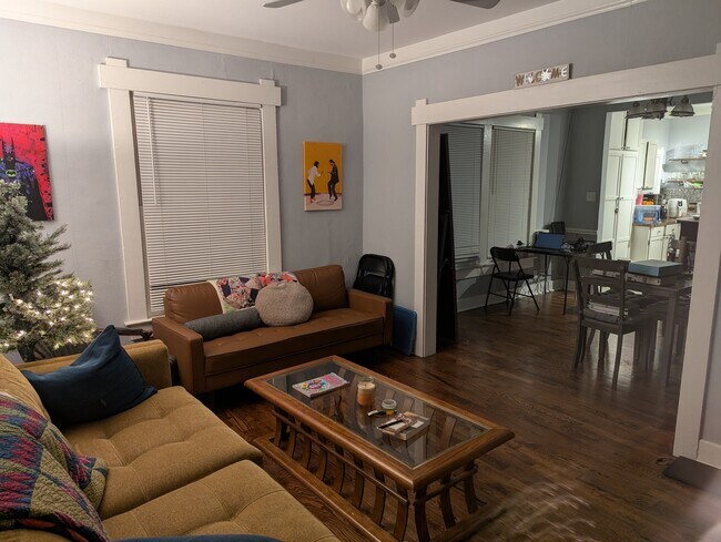 Foto del edificio - 515 S Wheeling Ave