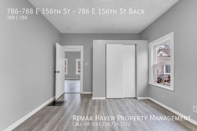 Building Photo - 786-788 E 156th St-786 E 156th St Back