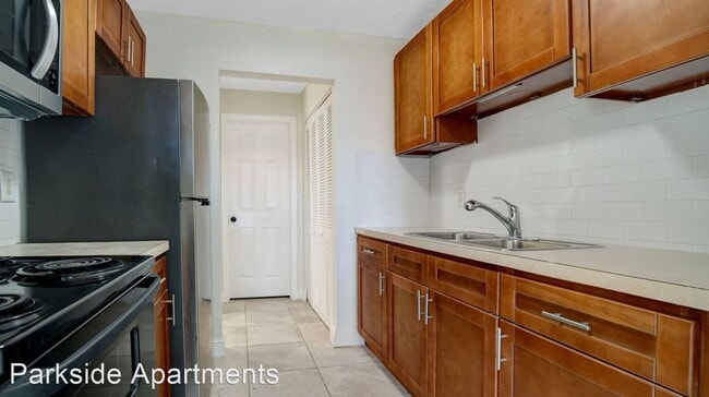 Building Photo - 2 br, 1 bath House - 1735 Eastern Road