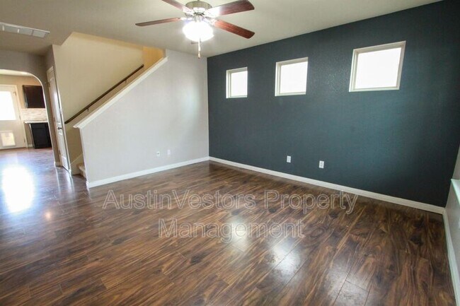 Foto del edificio - 4504 Esper Ln