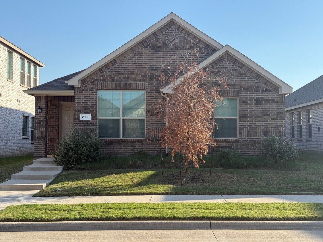 Foto principal - Great 3 bedroom in Providence Village Ask ...