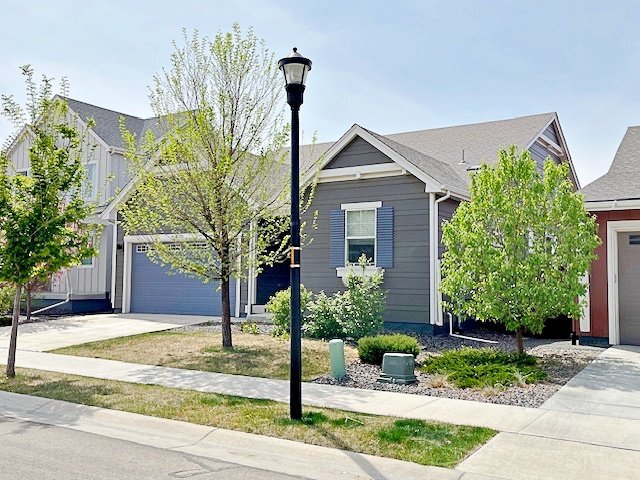 Foto del edificio - 2016 Moon Rise Dr