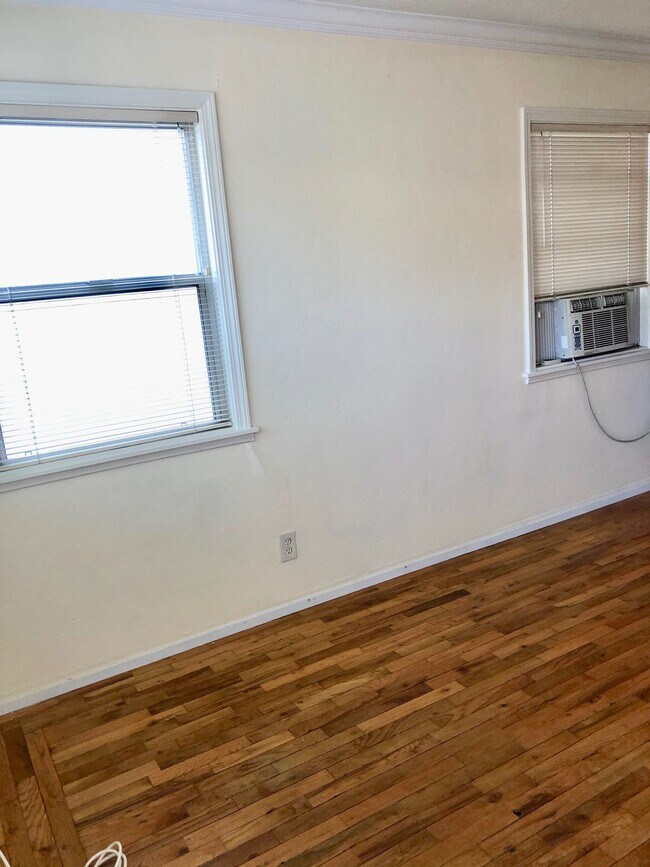 Foto del edificio - 1459 Gordon St