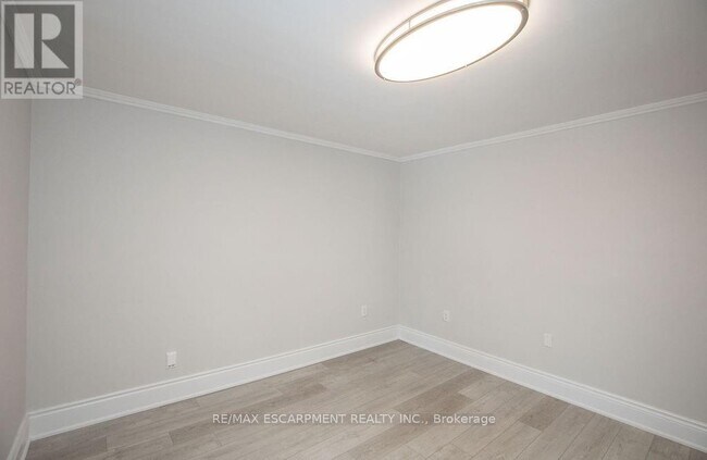 Photo du bâtiment - 22 Prospect St S