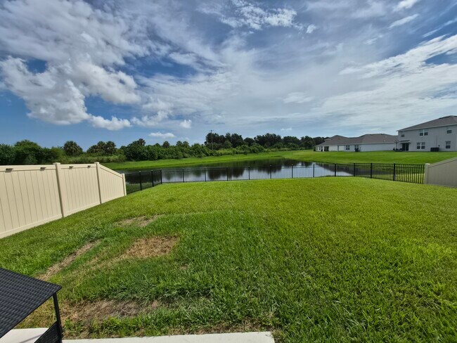 Foto del edificio - 3912 112th St E