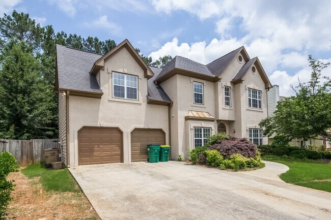 Building Photo - 2070 Township Dr