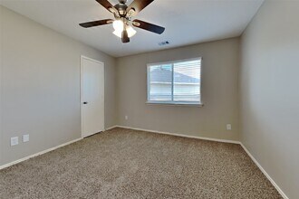 Building Photo - 7202 Winter Song Dr