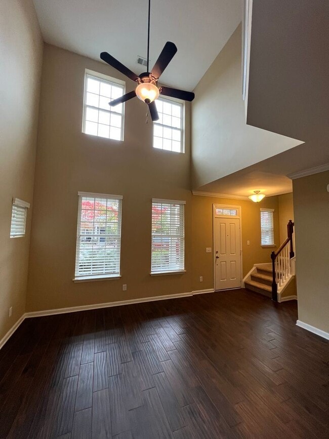Building Photo - 3 br, 2.5 bath House - 3019 Bienville Dr.