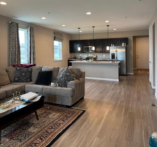 Foto del edificio - 12512 Chambliss Dr