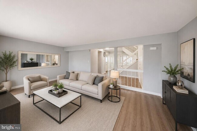 Photo - 18428 Point Seneca Pl Townhome