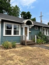 Building Photo - 441 16th St SE