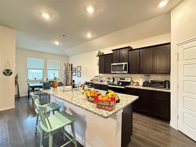 Building Photo - 2631 Strawberry Hill Ln