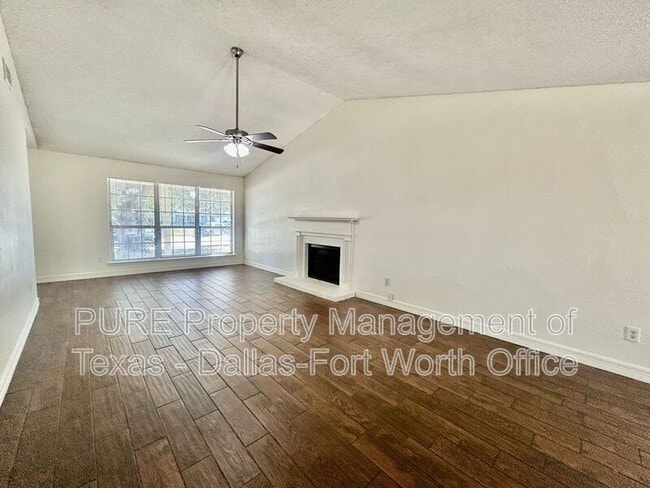 Building Photo - 2626 Bennington Ct