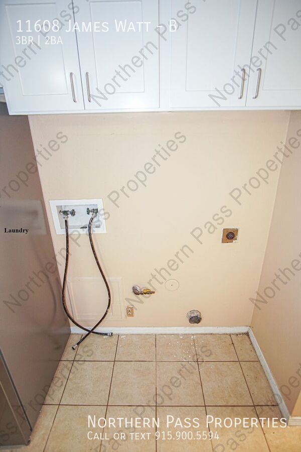 Building Photo - 11608 James Watt Dr