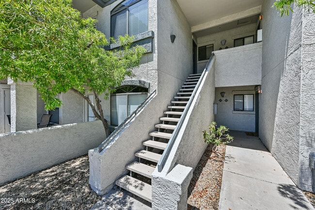 Foto del edificio - 15095 N Thompson Peak Pkwy