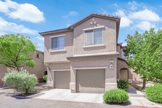 Building Photo - 685 Calamus Palm Pl