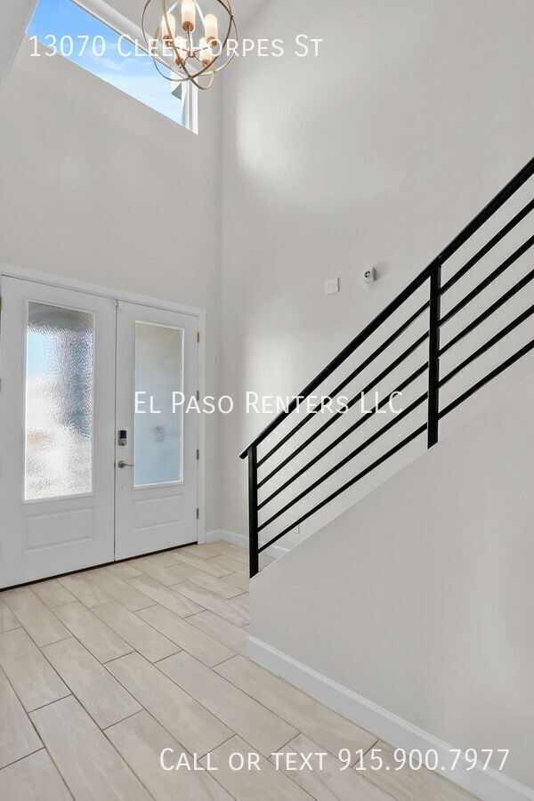 Building Photo - 13070 Cleethorpes St