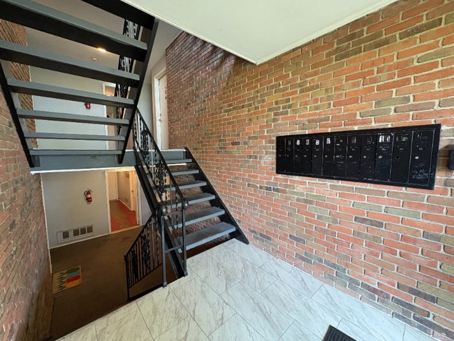 Foto del edificio - 1520 Spruce Ave