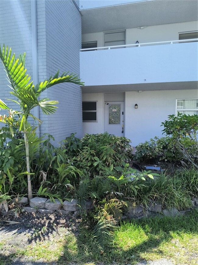 Building Photo - 3600 NE 170th St