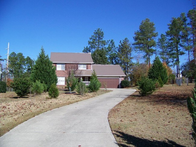 Building Photo - Great home in Jack Britt district