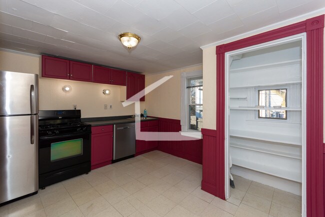 Building Photo - 7 Griggs Pl