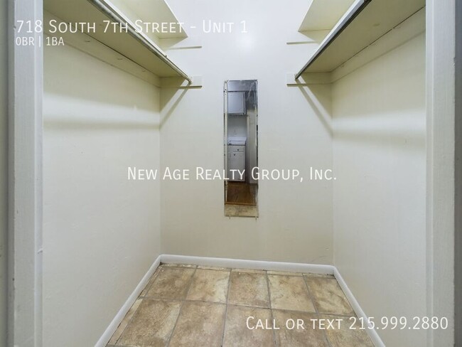Building Photo - Studio apartment in Bella Vista!