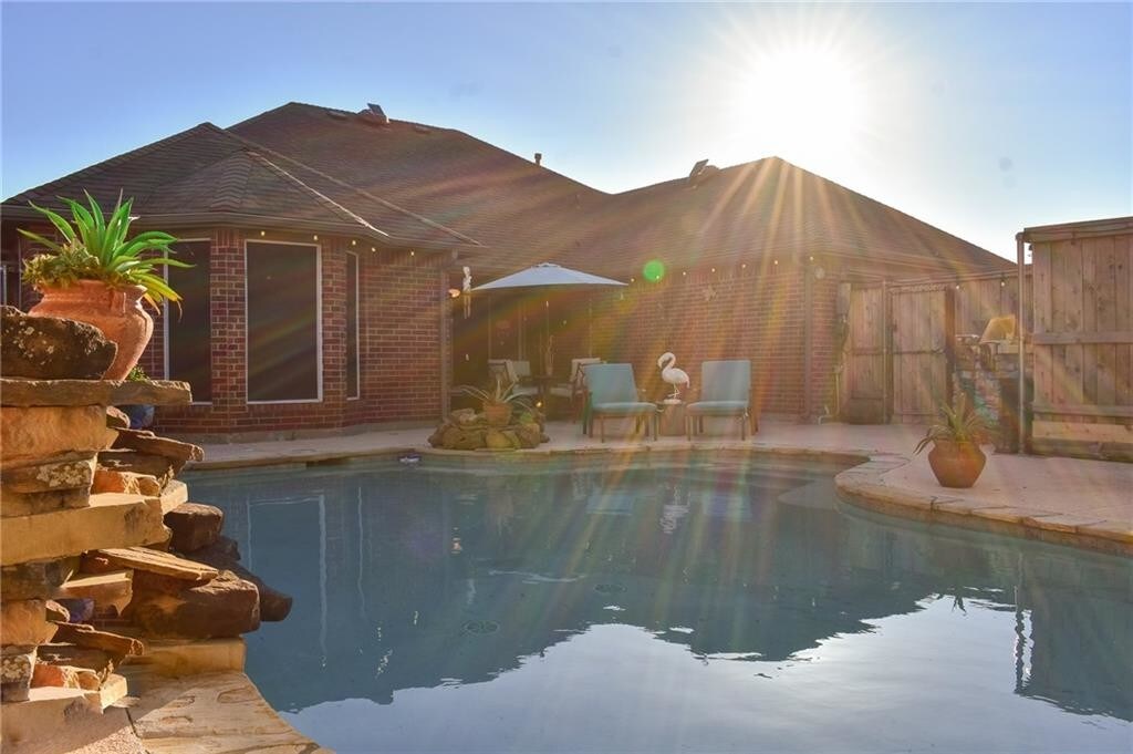 Foto principal - 109 Pinion Ln