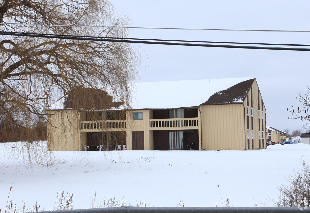 Foto del edificio - Country View Apartments