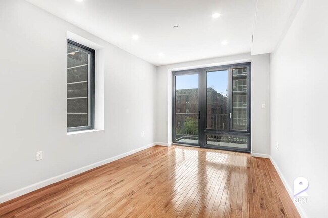 Building Photo - 148-36 89th Ave