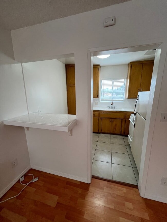 Foto del edificio - 6600 Whitsett Ave
