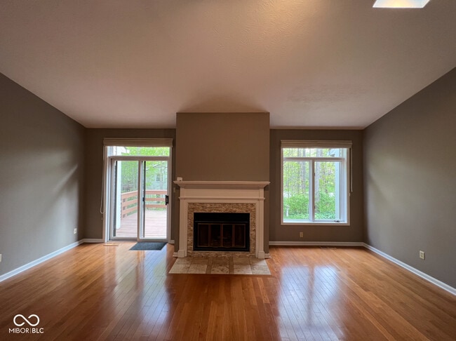 Building Photo - 1727 Creekside Ln W