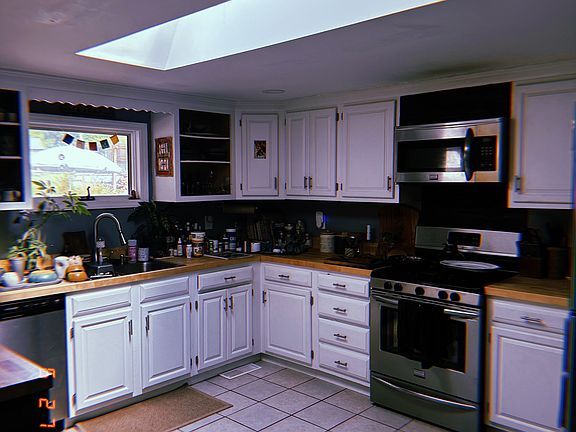 Foto del edificio - 8 Curly Willow Ln