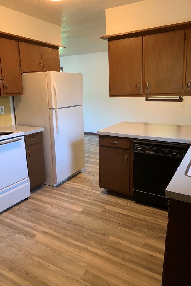 Building Photo - 446 Grandview Unit 1 - 2BR 1 Bath