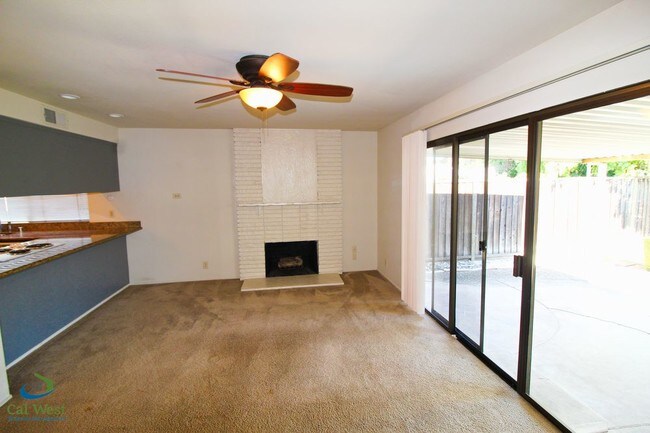 Building Photo - 2229 Crocker Way