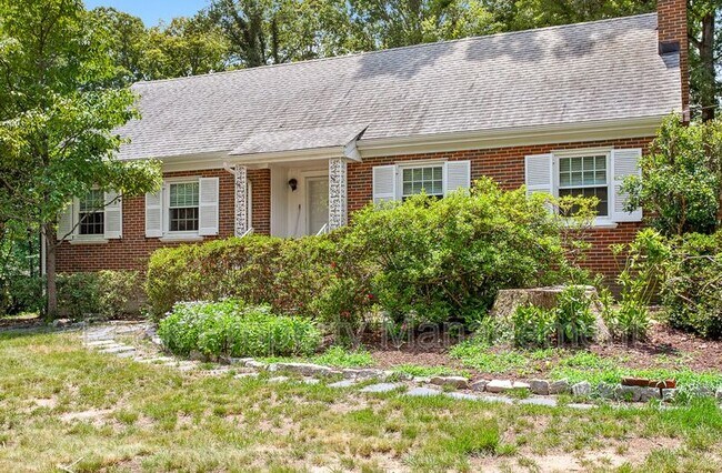 Foto del edificio - 6623 Wexford Ln