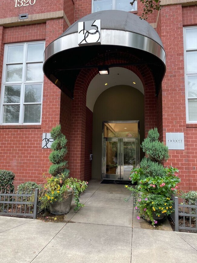 Foto del edificio - 1320 Fillmore Ave Unit 302