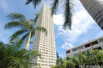Building Photo - 1060 Kamehameha Hwy