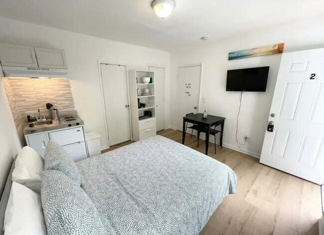 Building Photo - 289 NW 34th Terrace