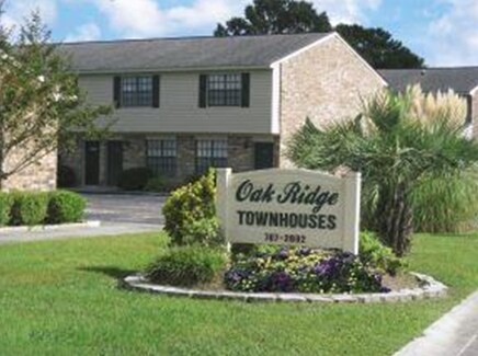Casas adosadas en Oakridge - Oakridge Townhouses