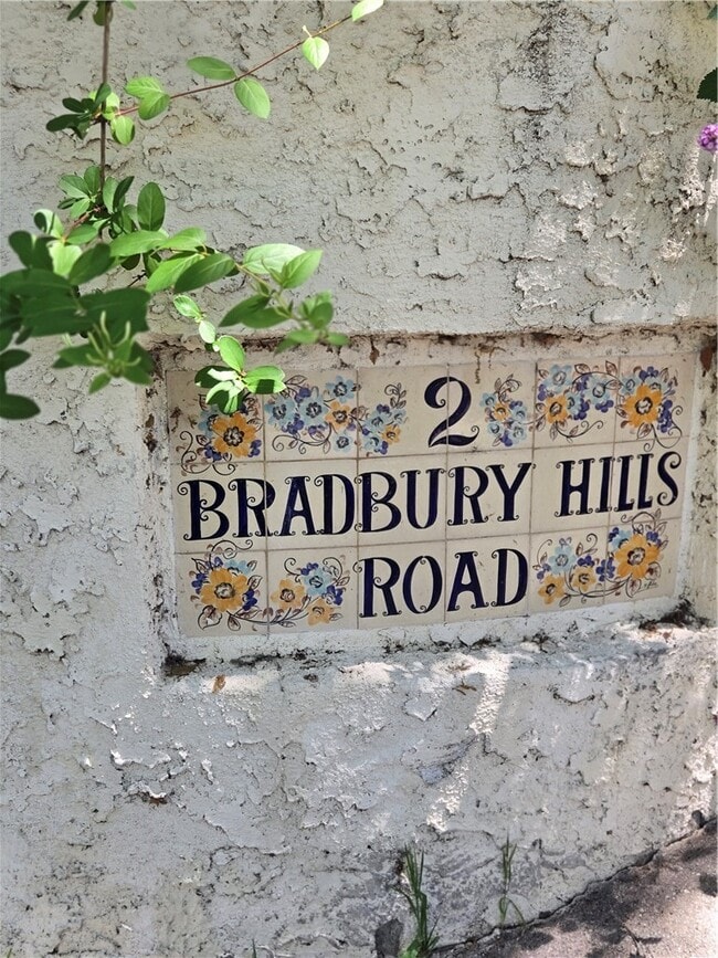 Building Photo - 2 Bradbury Hills Rd