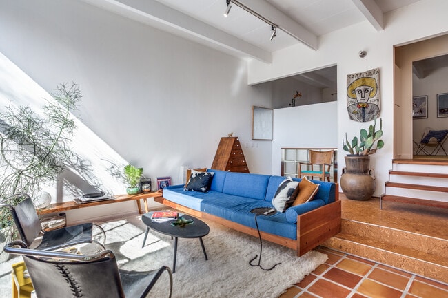 Foto del edificio - 4500 Westridge Ave