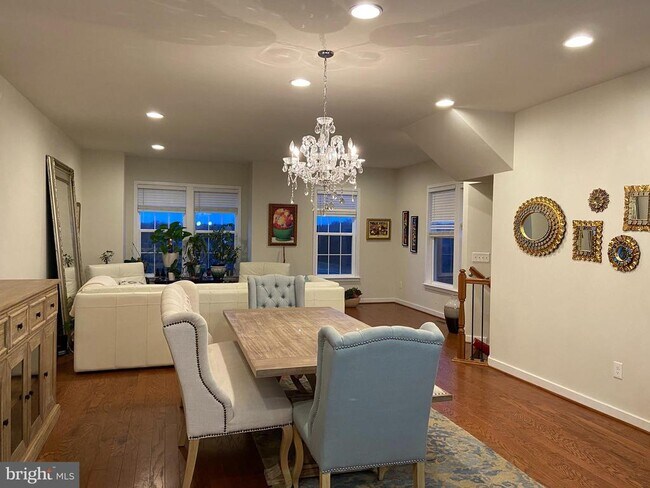 Foto del edificio - 45029 Graduate Terrace