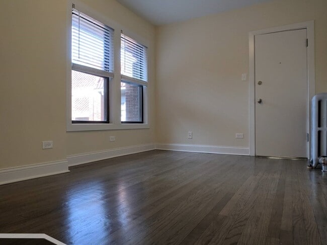 Building Photo - 2641.5 N Spaulding Ave