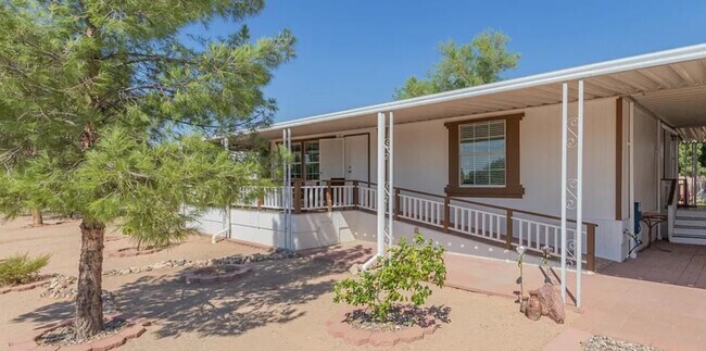 Building Photo - 8195 S Vandemoer Ln