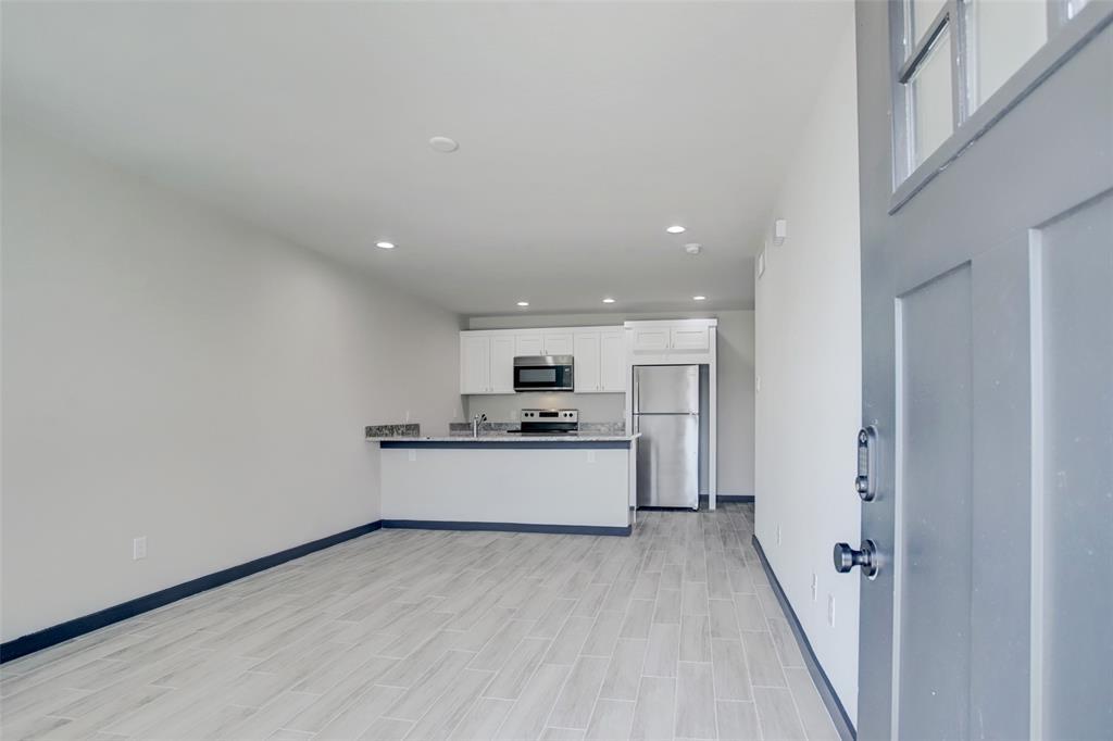 Foto principal - 3448 Elgin St
