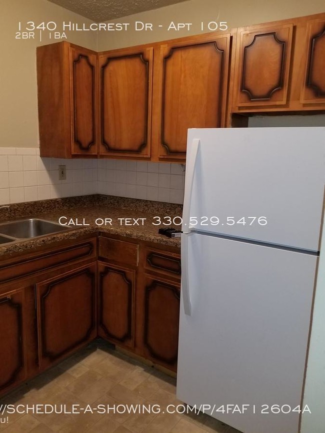 Foto del edificio - 1340 Hillcrest Dr